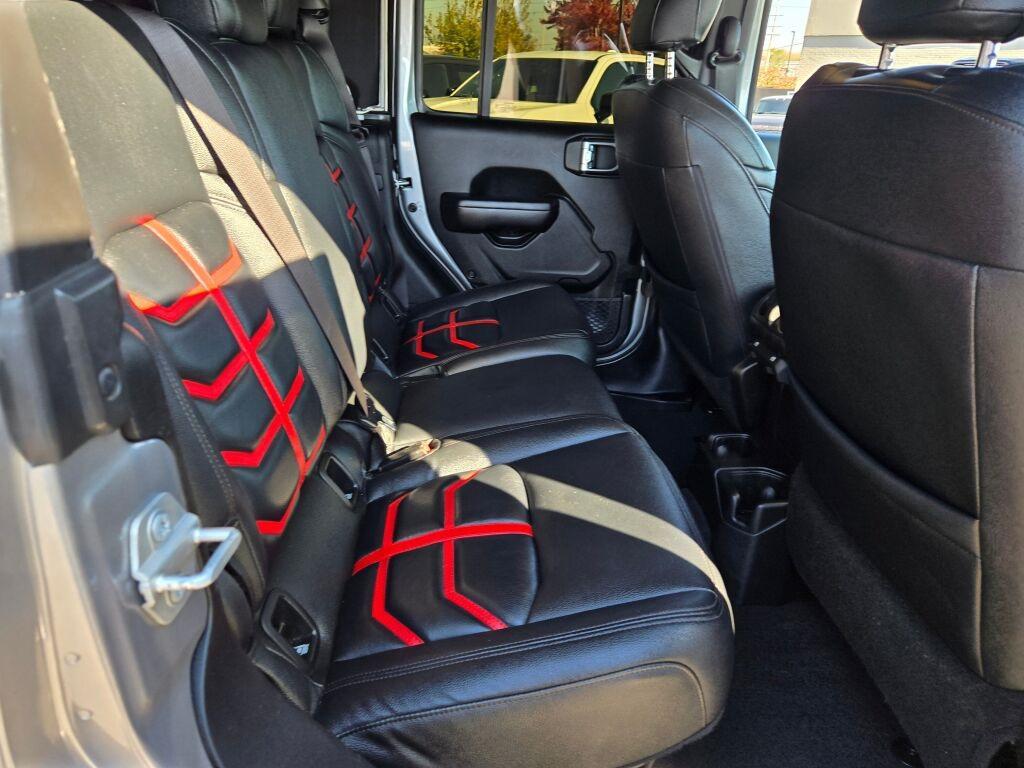 used 2020 Jeep Gladiator car, priced at $27,118