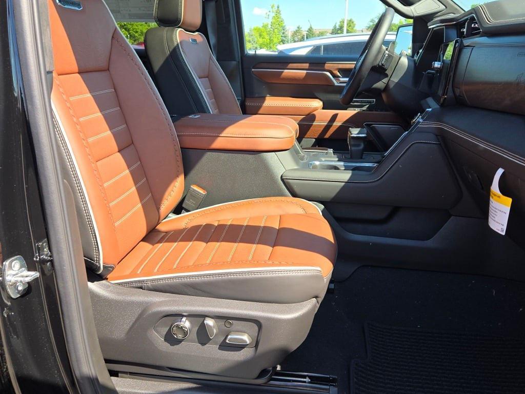 new 2025 GMC Sierra 1500 car, priced at $82,005