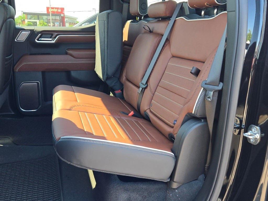 new 2025 GMC Sierra 1500 car, priced at $82,005