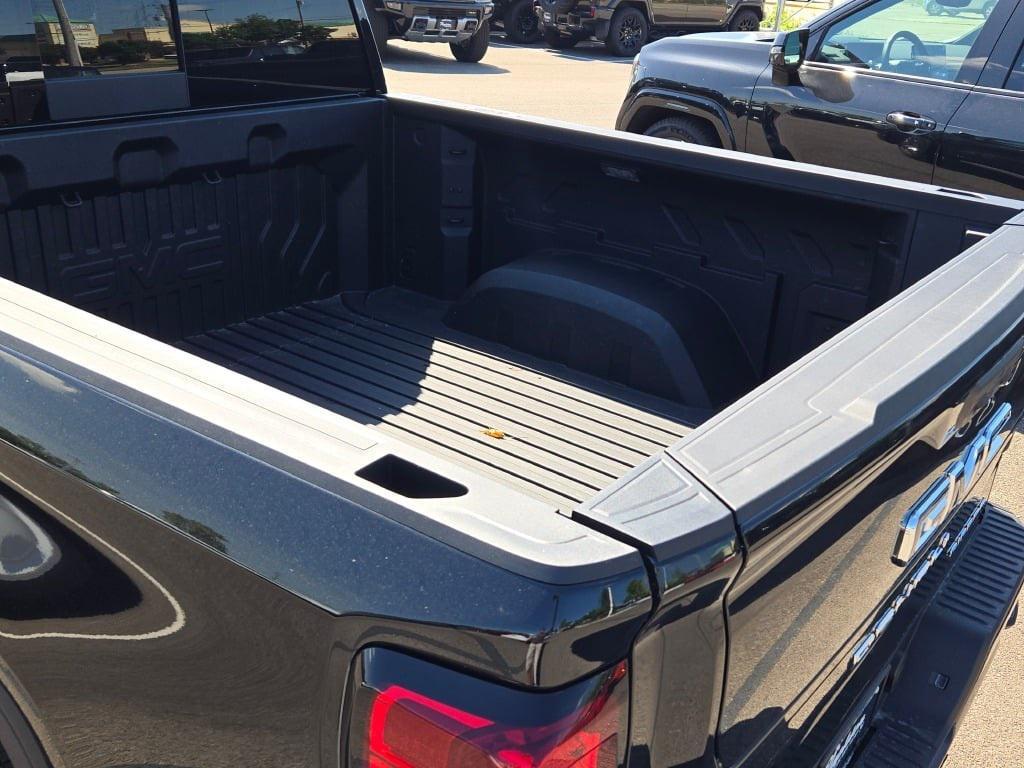 new 2025 GMC Sierra 1500 car, priced at $82,005