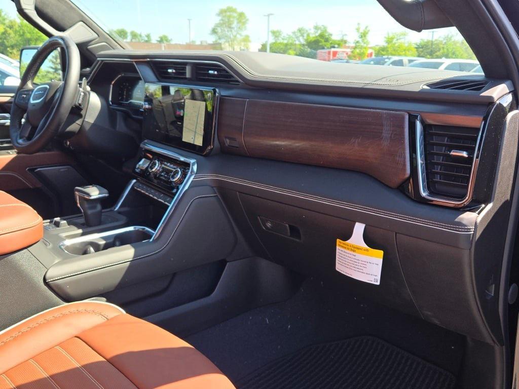 new 2025 GMC Sierra 1500 car, priced at $82,005