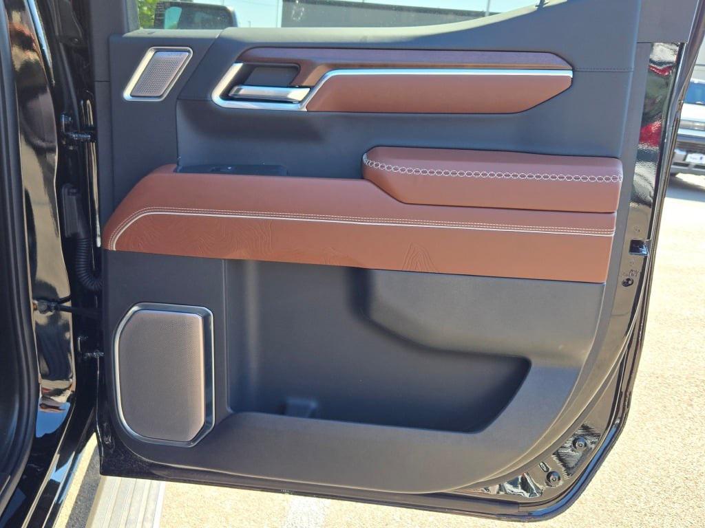 new 2025 GMC Sierra 1500 car, priced at $82,005