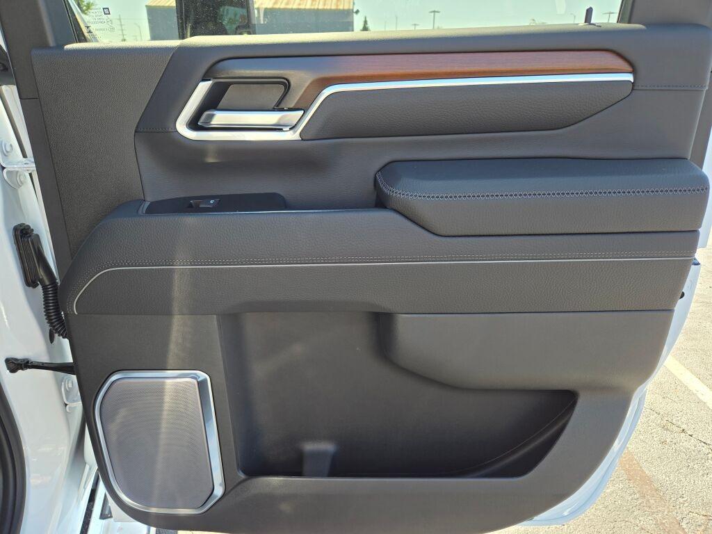 new 2026 GMC Sierra 3500 car, priced at $93,915