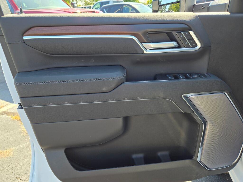 new 2026 GMC Sierra 3500 car, priced at $93,915