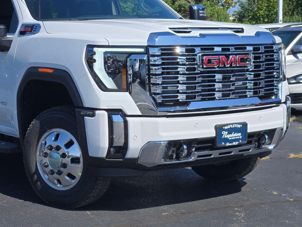 new 2026 GMC Sierra 3500 car, priced at $93,915