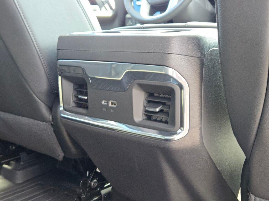 new 2025 GMC Sierra 1500 car, priced at $57,185