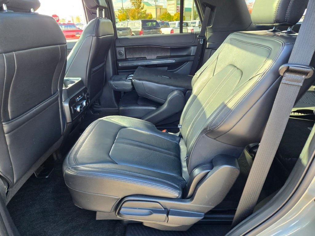 used 2019 Ford Expedition car, priced at $27,118