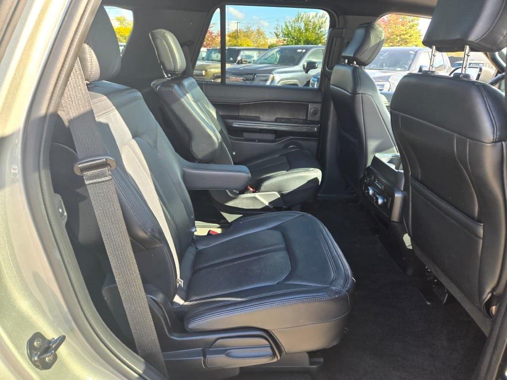 used 2019 Ford Expedition car, priced at $27,118