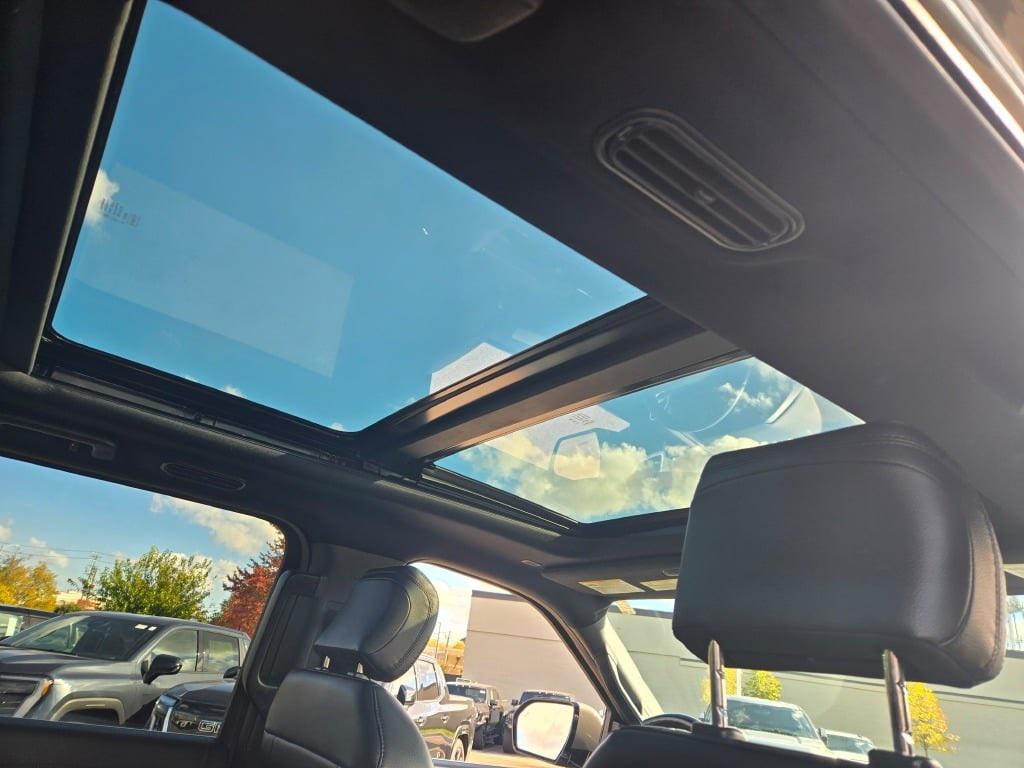 used 2019 Ford Expedition car, priced at $27,118