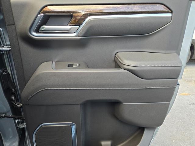 new 2025 GMC Sierra 1500 car, priced at $59,560