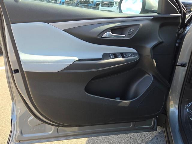 new 2025 Buick Envista car, priced at $24,685