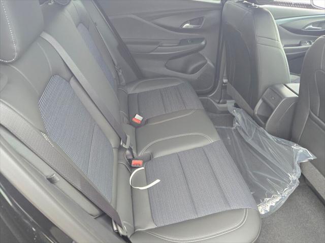 new 2025 Buick Envista car, priced at $28,074