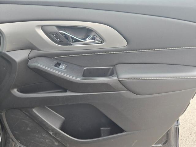 used 2022 Chevrolet Traverse car, priced at $35,995
