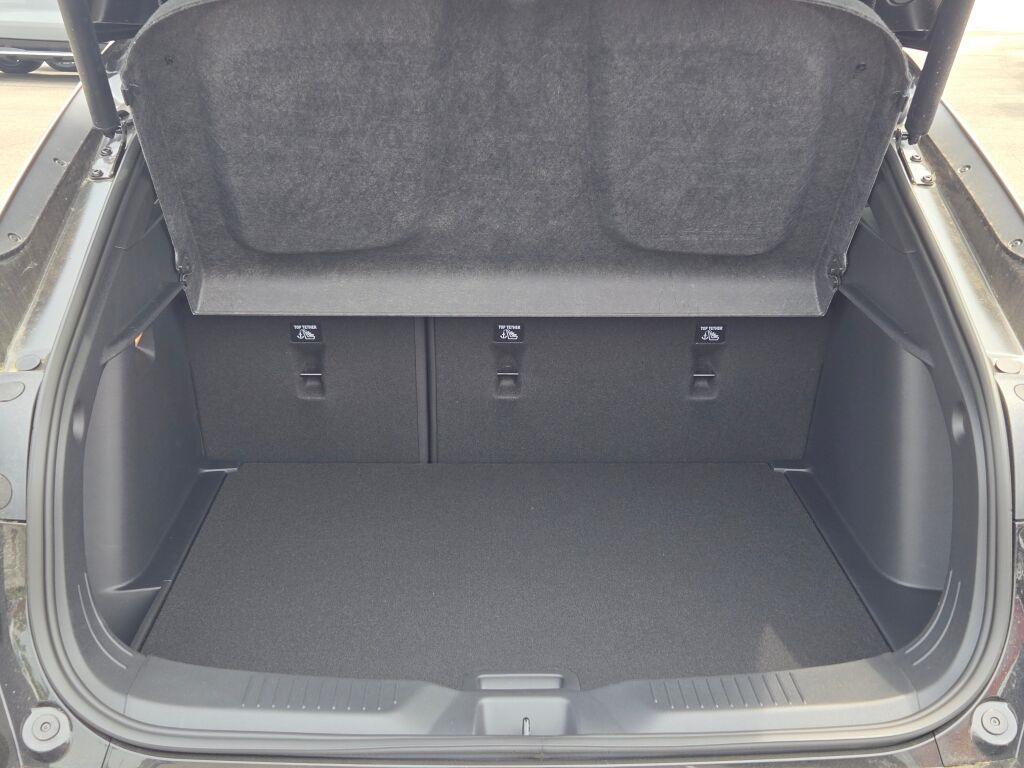 new 2025 Buick Envista car, priced at $29,784