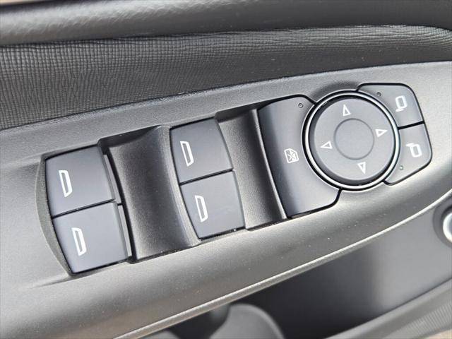 new 2025 Buick Envista car, priced at $31,784