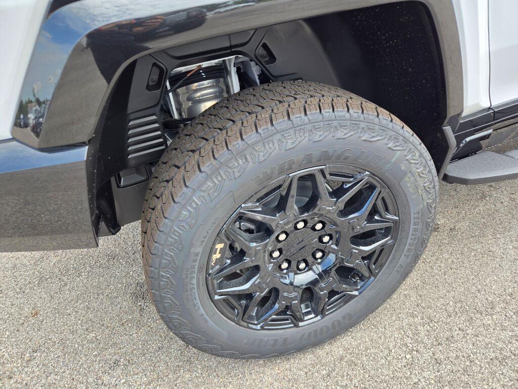 new 2025 GMC HUMMER EV SUV car, priced at $95,540