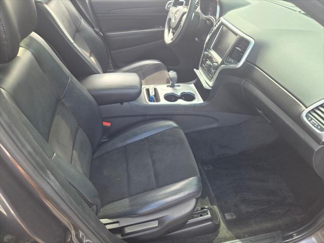 used 2015 Jeep Grand Cherokee car, priced at $15,738