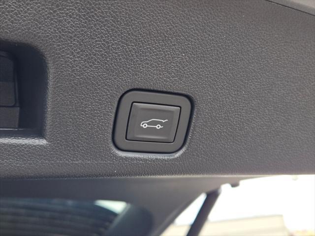 new 2025 GMC Acadia car, priced at $45,425