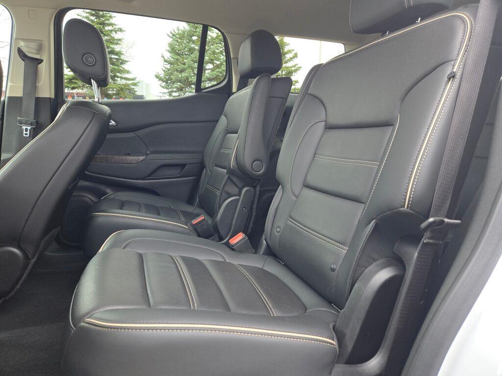 used 2022 GMC Acadia car, priced at $30,948