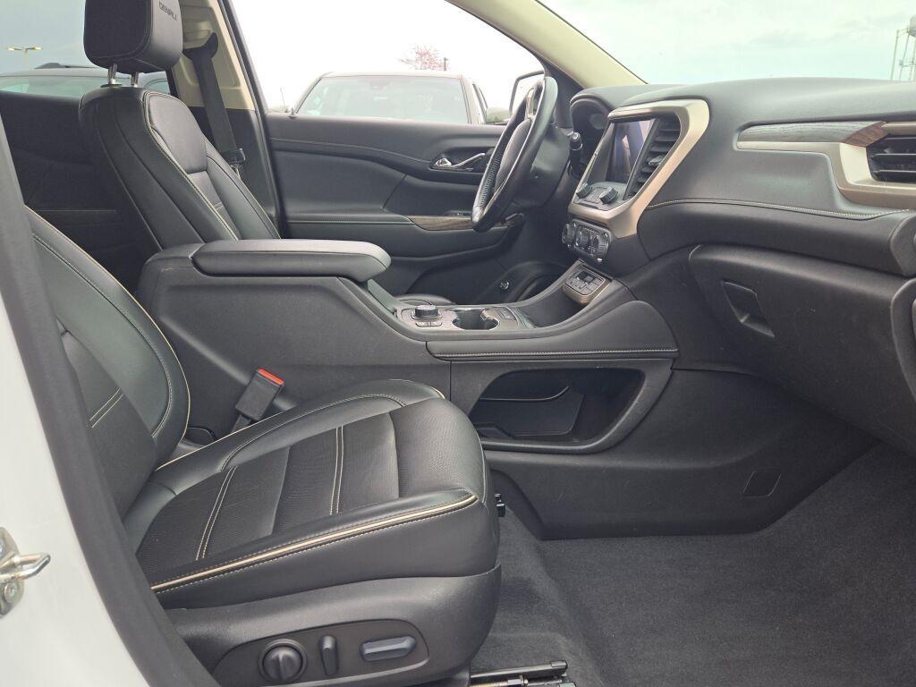 used 2022 GMC Acadia car, priced at $30,948