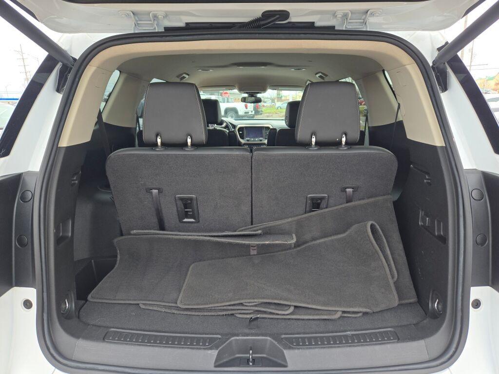 used 2022 GMC Acadia car, priced at $30,948