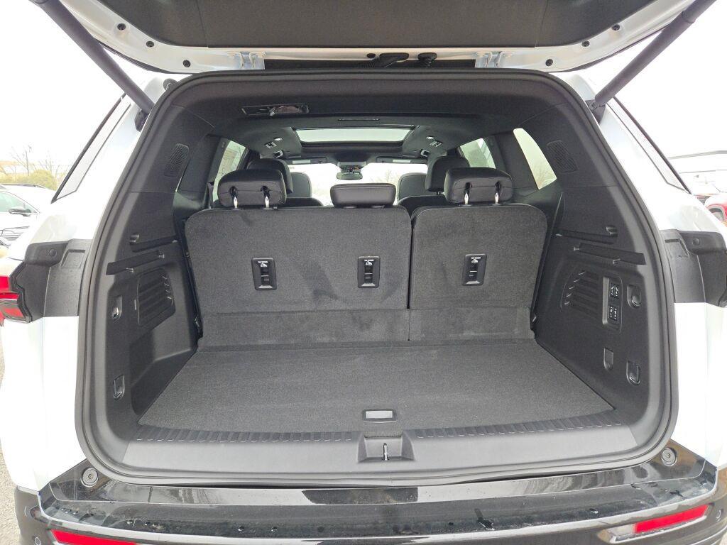 new 2025 Buick Enclave car, priced at $44,890