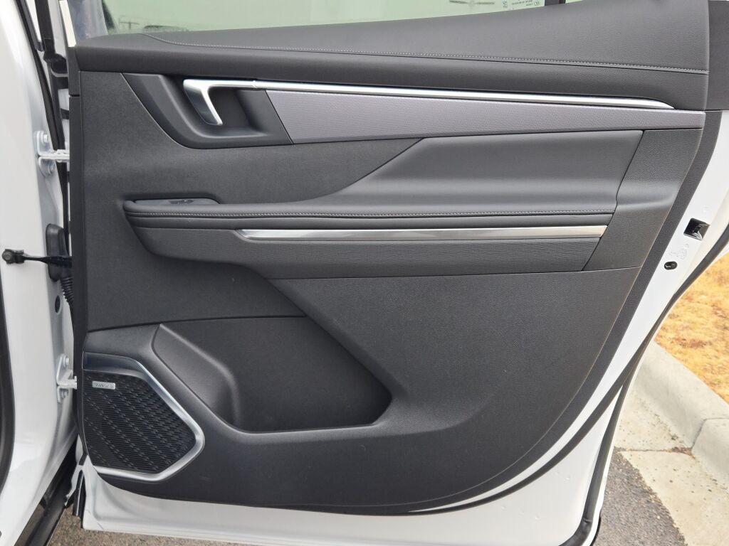new 2025 Buick Enclave car, priced at $44,890