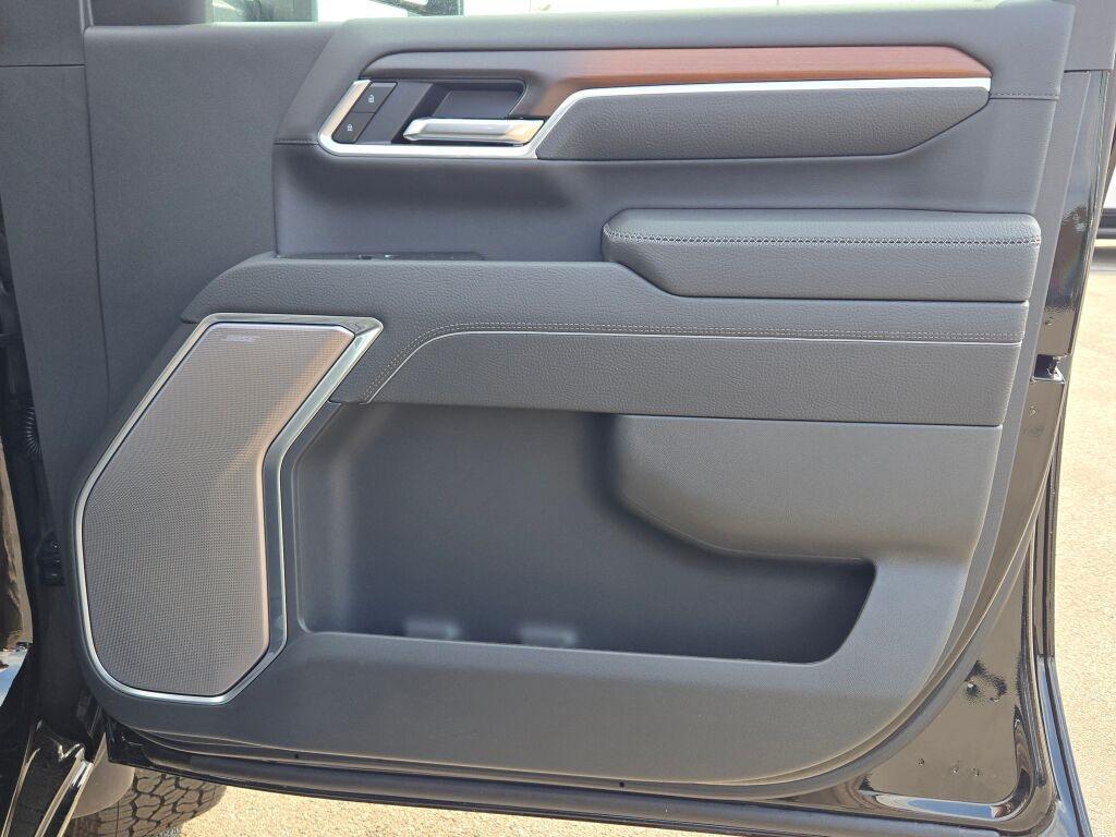 new 2025 GMC Sierra 2500 car, priced at $79,514