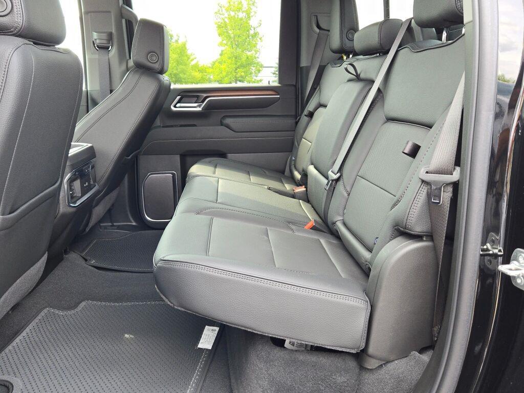 new 2025 GMC Sierra 2500 car, priced at $79,514