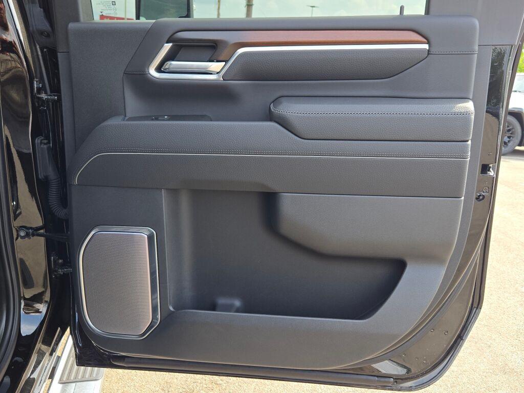 new 2025 GMC Sierra 2500 car, priced at $79,514