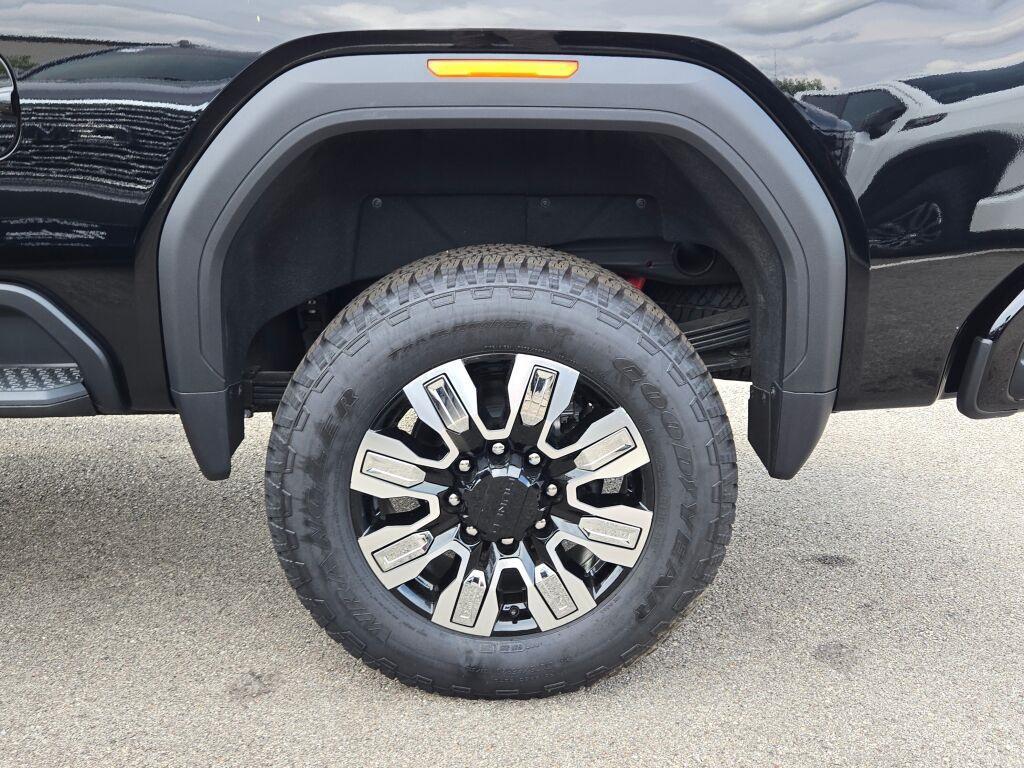 new 2025 GMC Sierra 2500 car, priced at $79,514