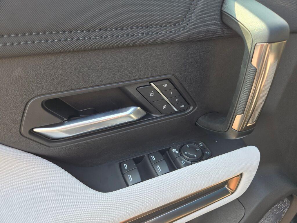 new 2025 GMC HUMMER EV Pickup car, priced at $96,165