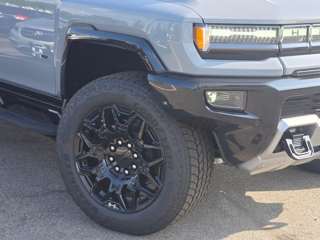 new 2025 GMC HUMMER EV Pickup car, priced at $96,165