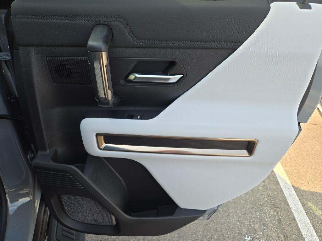 new 2025 GMC HUMMER EV Pickup car, priced at $96,165