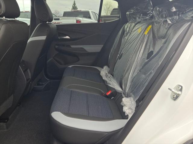 new 2025 Buick Envista car, priced at $25,390