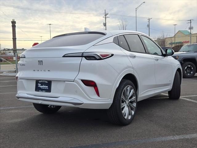 new 2025 Buick Envista car, priced at $30,885