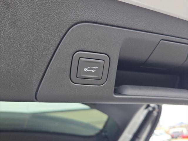 new 2025 Buick Envision car, priced at $45,744