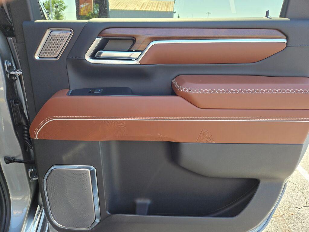 new 2026 GMC Sierra 2500 car, priced at $96,935