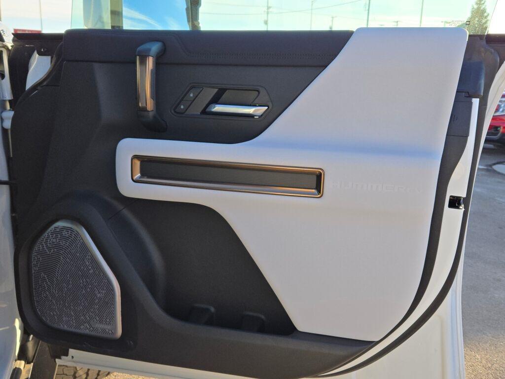 new 2025 GMC HUMMER EV Pickup car, priced at $96,540