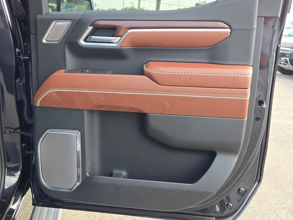 new 2025 GMC Sierra 1500 car, priced at $79,255