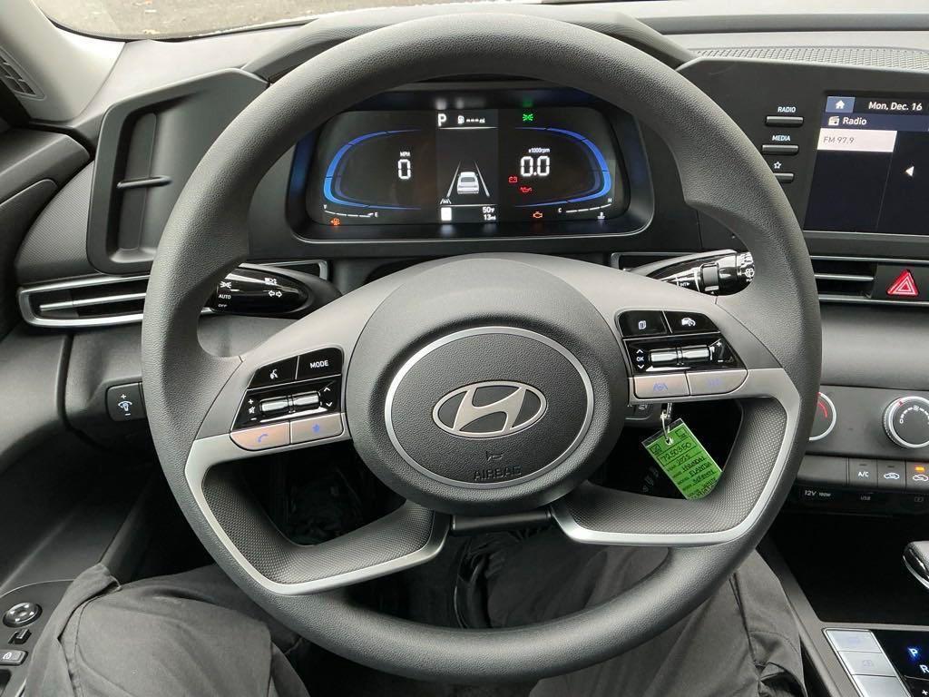 new 2025 Hyundai Elantra car, priced at $23,604