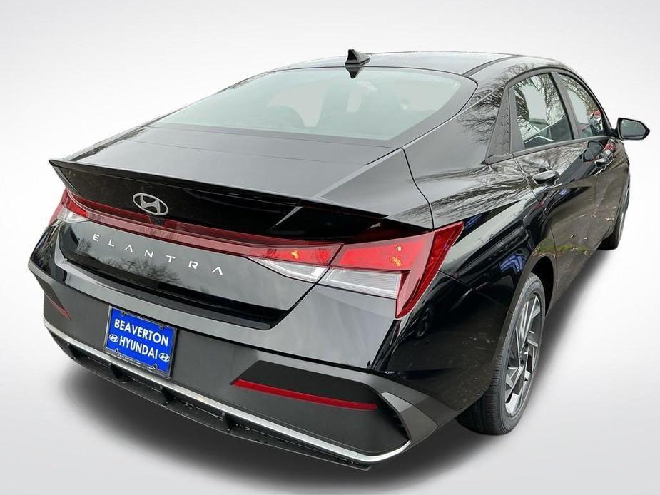 new 2025 Hyundai Elantra car, priced at $24,008