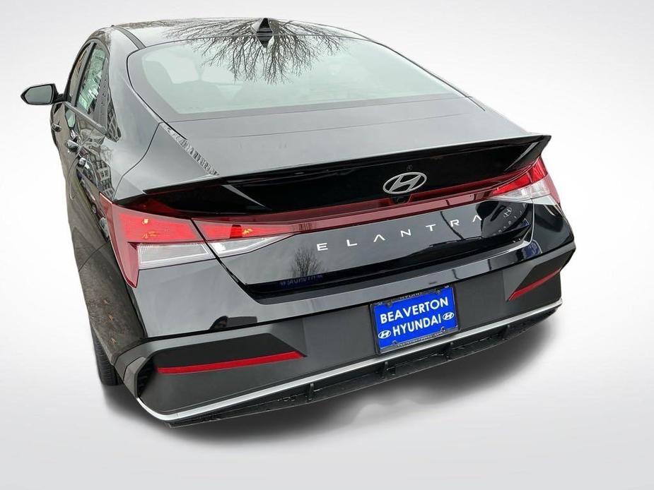 new 2025 Hyundai Elantra car, priced at $24,008