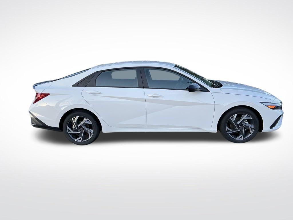 new 2025 Hyundai Elantra car, priced at $24,503