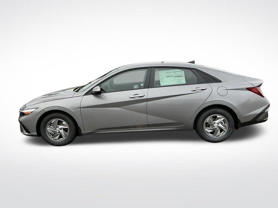 new 2025 Hyundai Elantra car, priced at $22,565