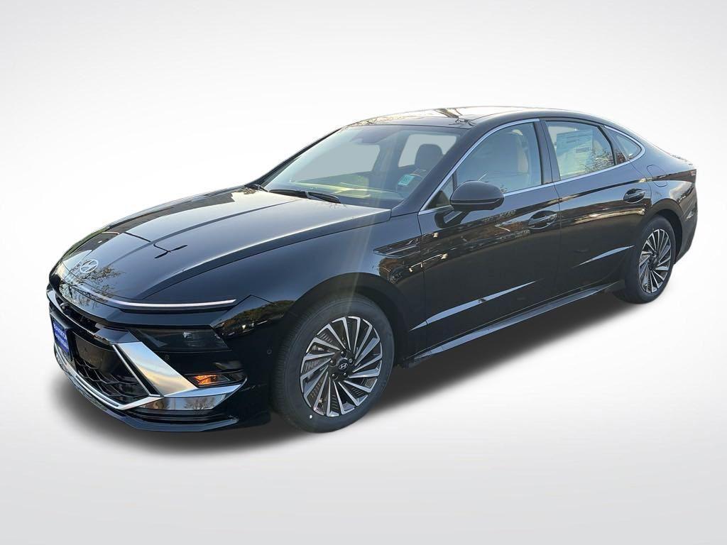 new 2025 Hyundai Sonata Hybrid car, priced at $37,275