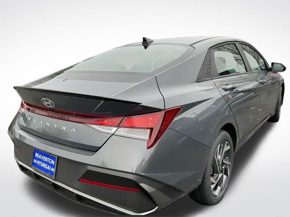 new 2025 Hyundai Elantra car, priced at $23,008