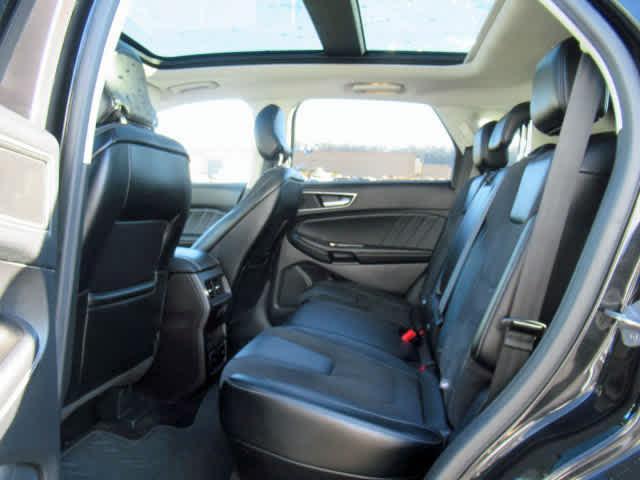 used 2015 Ford Edge car, priced at $17,500