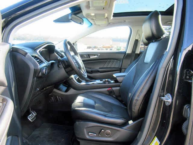 used 2015 Ford Edge car, priced at $17,500