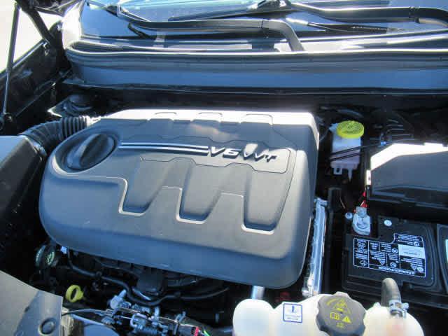 used 2021 Jeep Cherokee car, priced at $21,900